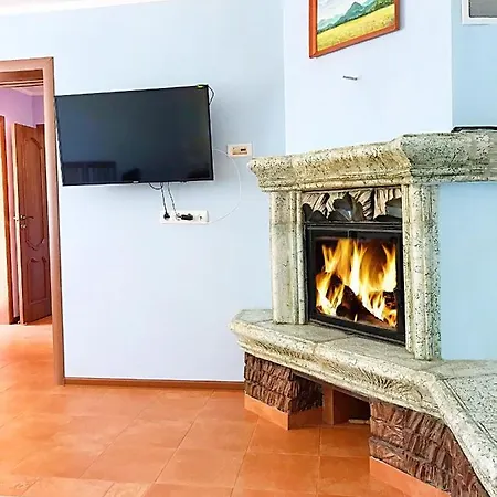וילה Котеджі Шаяниця З Озером, Водоспадом Біля Букового Лісу *